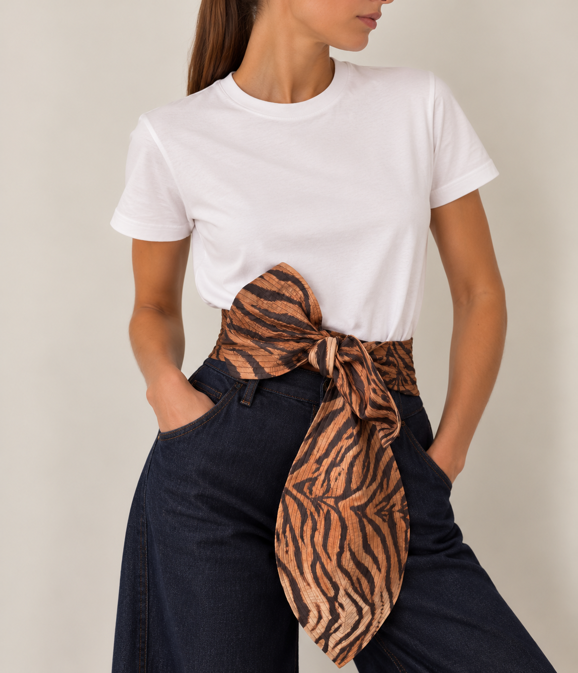 THE ICONIC BOW Tigre
