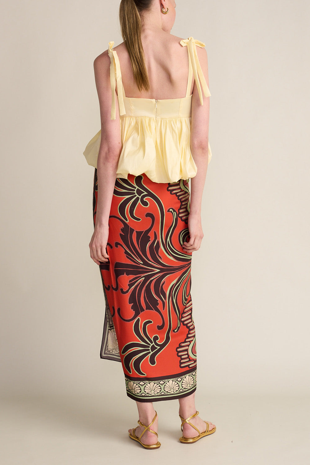 SARONG ARATA
